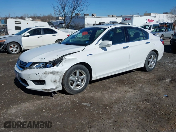2014 Honda Accord EX-L with VIN 1HGCR6F54EA004550, listed as a IAAI auction lot 41843292 with Not Provided miles and . Bid and sale history available at DreamBid. Image 16.