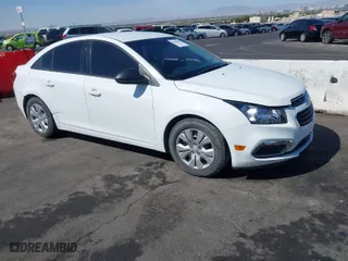 2015 Chevrolet Cruze LS with VIN 1G1PA5SH7F7113271, listed as a IAAI auction lot 42040800 with 256,089 mi miles. Bid and sale history available at carsss.com. Image 1.