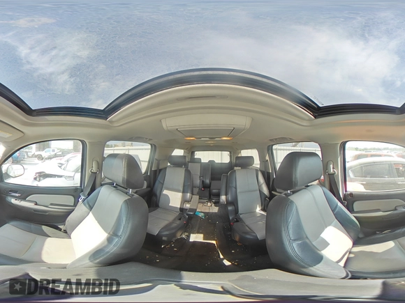 2008 Chevrolet Suburban LT w/3LT with VIN 3GNFK16308G186374, listed as a Copart auction lot 66781034 with 268,063 mi miles and Salvage Title. Bid and sale history available at carsss.com. Image 13.