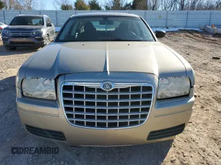 2008 Chrysler 300 LX with VIN 2C3KA43R78H223882, listed as a Copart auction lot 89132945 with 125,153 mi miles and Clean Title. Bid and sale history available at carsss.com. Image 5.