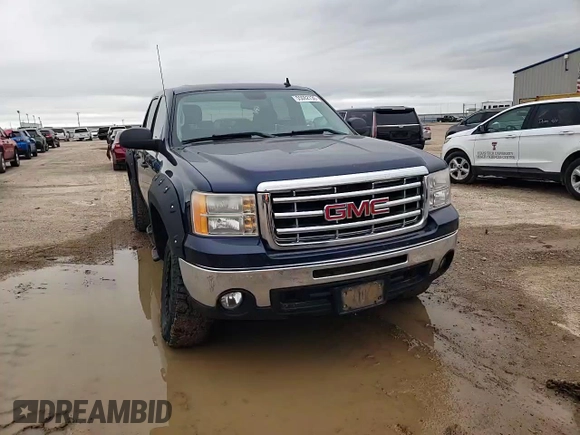 2011 GMC Sierra 1500 SLE with VIN 3GTP2VE33BG217209, listed as a Copart auction lot 55062735 with 160,311 mi miles and Salvage title. Bid and sale history available at DreamBid. Image 13.