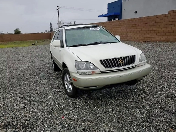 2000 Lexus RX 300 with VIN JT6HF10U6Y0135075, listed as a Copart auction lot 43470525 with 108,368 mi miles and Salvage Title. Bid and sale history available at carsss.com. Image 11.