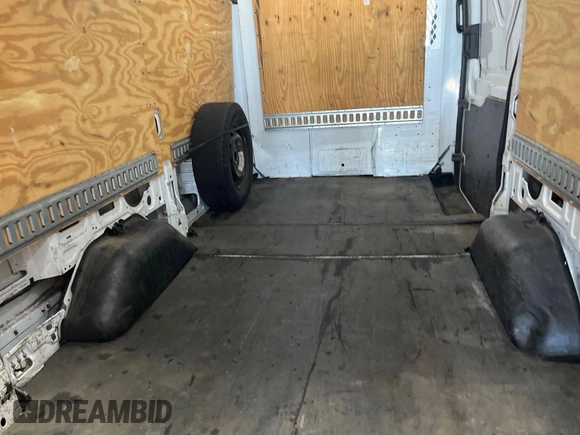 2019 Ford Transit с VIN 1FTYE1CM2KKA70065, выставлен на аукционе IAAI как лот 42569466 с пробегом 194 743 миль миль и . История ставок и продаж доступна на DreamBid. Изображение 31.