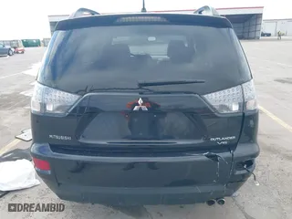 2010 Mitsubishi Outlander XLS with VIN JA4JT4AX6AZ002549, listed as a IAAI auction lot 41669290 with 136,757 mi miles. Bid and sale history available at carsss.com. Image 16.