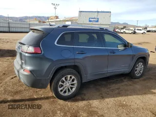2019 Jeep Cherokee Latitude with VIN 1C4PJMCB8KD417815, listed as a Copart auction lot 84108154 with 43,129 mi miles and Salvage Title. Bid and sale history available at carsss.com. Image 3.