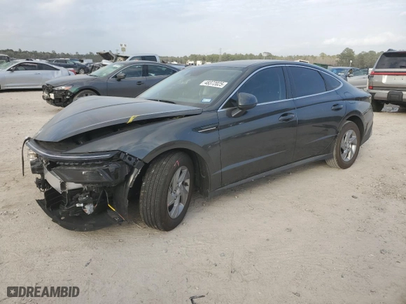 2025 Hyundai Sonata SE with VIN KMHL24JA2SA459786, listed as a Copart auction lot 48372025 with 2,656 mi miles and Salvage Title. Bid and sale history available at carsss.com. Image 1.