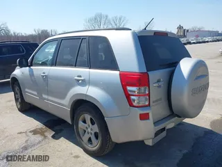 2007 Suzuki Grand Vitara XSport w/Snrf with VIN JS3TD944474204081, listed as a IAAI auction lot 41777788 with 109,963 mi miles. Bid and sale history available at carsss.com. Image 3.