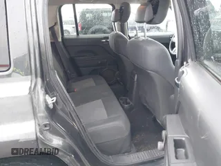 2011 Jeep Patriot Latitude with VIN 1J4NT1GA6BD114558, listed as a IAAI auction lot 41480698 with 199,006 mi miles and . Bid and sale history available at DreamBid. Image 8.