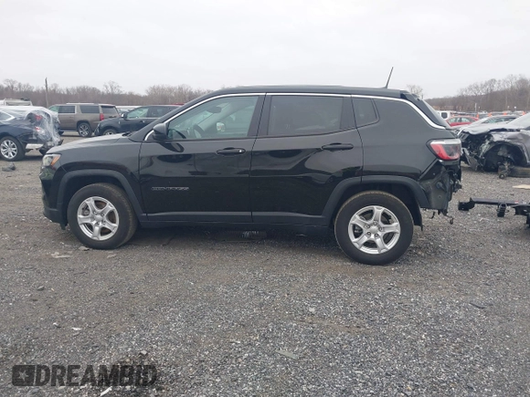 2022 Jeep Compass Sport with VIN 3C4NJCAB9NT213978, listed as a IAAI auction lot 41787199 with 29,142 mi miles and . Bid and sale history available at carsss.com. Image 15.