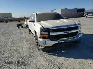 2017 Chevrolet Silverado 1500 LT with VIN 1GCPCREC7HF124062, listed as a Copart auction lot 81940204 with 105,516 mi miles and Salvage Title. Bid and sale history available at DreamBid. Image 10.