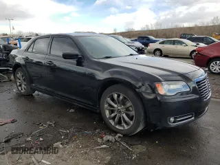 2014 Chrysler 300 with VIN 2C3CCAGG7EH298065, listed as a Copart auction lot 45703325 with 140,800 mi miles and Salvage Title. Bid and sale history available at carsss.com. Image 4.