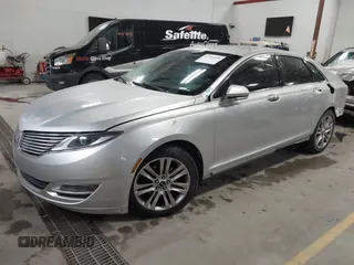 2014 Lincoln MKZ with VIN 3LN6L2GK5ER808254, listed as a IAAI auction lot 41564328 with 107,019 mi miles. Bid and sale history available at carsss.com. Image 2.