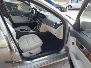 2013 Mercedes-Benz C 250 Sport with VIN WDDGF4HB5DR301509, listed as a IAAI auction lot 42216332 with 95,426 mi miles and . Bid and sale history available at carsss.com. Image 5.