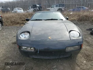 1988 Porsche 928 z VIN WP0JB0921JS860322, wystawiony jako Copart lot #48548495 z przebiegiem 136 427 mil mil oraz Szkody całkowita. Historia ofert i sprzedaży dostępna na DreamBid. Obrazek 5.