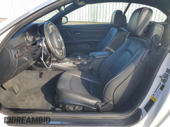 2012 BMW 3 Series 328i z VIN WBADW7C56CE729186, wystawiony jako Copart lot #42831965 z przebiegiem 87 478 mil mil oraz Szkoda całkowita • Salvage title. Historia ofert i sprzedaży dostępna na DreamBid. Obrazek 7.