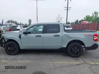 2024 Ford Maverick XLT z VIN 3FTTW8J9XRRA59173, wystawiony jako IAAI lot #42167848 z przebiegiem 1679 mil mil oraz . Historia ofert i sprzedaży dostępna na DreamBid. Obrazek 18.