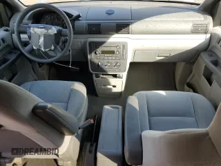 2006 Ford Freestar SE z VIN 2FMZA51626BA22847, wystawiony jako Copart lot #43667175 z przebiegiem 140 039 mil mil oraz Szkoda całkowita • Salvage title. Historia ofert i sprzedaży dostępna na DreamBid. Obrazek 8.