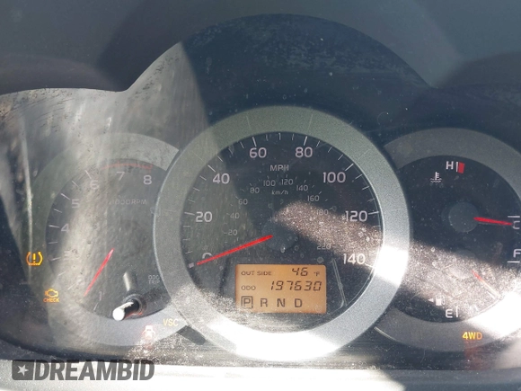 2008 Toyota RAV4 with VIN JTMBD33V385197220, listed as a IAAI auction lot 41997924 with 197,630 mi miles. Bid and sale history available at carsss.com. Image 7.