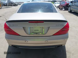 2005 Mercedes-Benz SL 500 z VIN WDBSK75F75F090730, wystawiony jako IAAI lot #42278730 z przebiegiem 83 765 mil mil oraz . Historia ofert i sprzedaży dostępna na DreamBid. Obrazek 17.