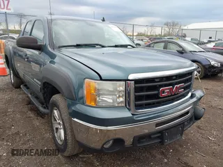 2009 GMC Sierra 1500 SLE with VIN 1GTEK29009Z214672, listed as a IAAI auction lot 41941003 with 165,546 mi miles. Bid and sale history available at carsss.com. Image 1.