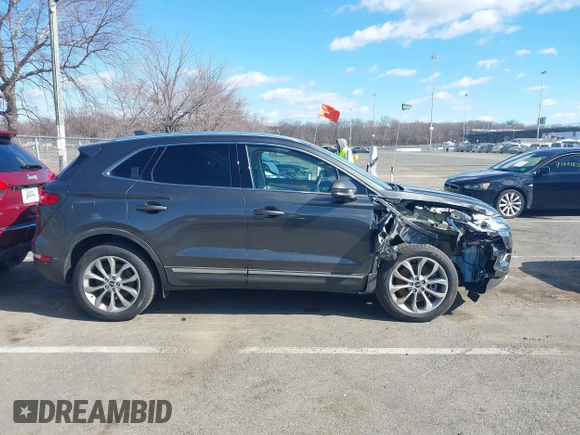 2017 Lincoln MKC Select with VIN 5LMTJ2DH9HUL51637, listed as a IAAI auction lot 41667429 with 40,509 mi miles and . Bid and sale history available at DreamBid. Image 13.