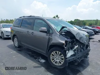 2012 Toyota Sienna XLE AAS с VIN 5TDYK3DC5CS244182, выставлен на аукционе IAAI как лот 42010398 с пробегом 218 607 миль миль и . История ставок и продаж доступна на DreamBid. Изображение 1.