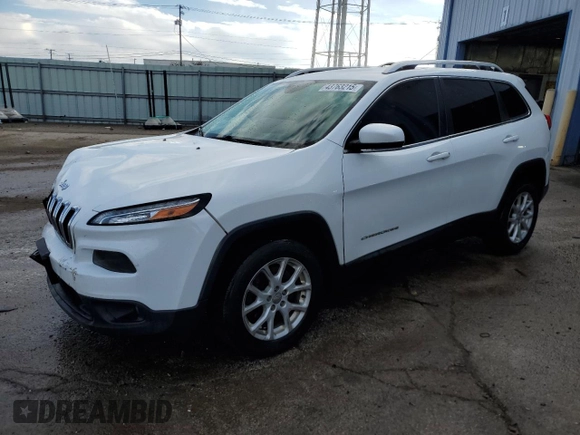 2017 Jeep Cherokee Latitude with VIN 1C4PJLCS8HW578740, listed as a Copart auction lot 43763215 with 200,488 mi miles and Salvage Title. Bid and sale history available at carsss.com. Image 1.