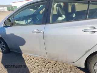 2020 Toyota Prius LE with VIN JTDL9RFU1L3018642, listed as a IAAI auction lot 41445840 with 41,090 mi miles and . Bid and sale history available at DreamBid. Image 15.