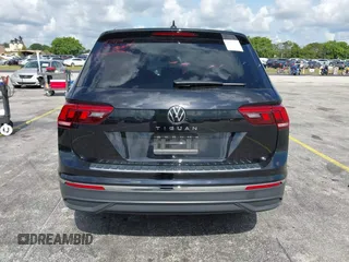 2024 Volkswagen Tiguan with VIN 3VVTB7AX9RM218526, listed as a IAAI auction lot 42564195 with Not provided miles and . Bid and sale history available at DreamBid. Image 16.