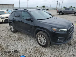 2022 Jeep Cherokee Latitude Lux with VIN 1C4PJMMX1ND533047, listed as a Copart auction lot 60069725 with 45,309 mi miles and Salvage title. Bid and sale history available at DreamBid. Image 4.