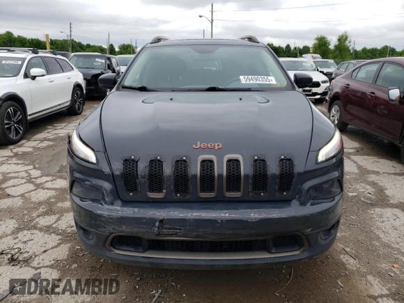 2016 Jeep Cherokee Latitude with VIN 1C4PJMCB2GW250413, listed as a Copart auction lot 59490355 with 122,332 mi miles and Clean title. Bid and sale history available at DreamBid. Image 5.