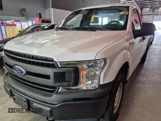 2018 Ford F-150 XL z VIN 1FTMF1EB6JKF86421, wystawiony jako IAAI lot #42789883 z przebiegiem 11 869 mil mil oraz . Historia ofert i sprzedaży dostępna na DreamBid. Obrazek 10.