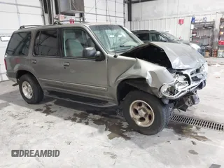 2001 Ford Explorer XLT z VIN 1FMZU73E01ZA25789, wystawiony jako IAAI lot #41948762 z przebiegiem 178 920 mil mil oraz . Historia ofert i sprzedaży dostępna na DreamBid. Obrazek 1.