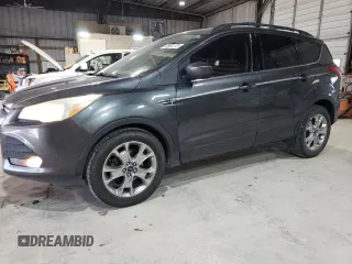 2016 Ford Escape SE with VIN 1FMCU0GX4GUC35861, listed as a Copart auction lot 51901375 with 140,193 mi miles and Salvage Title. Bid and sale history available at carsss.com. Image 1.