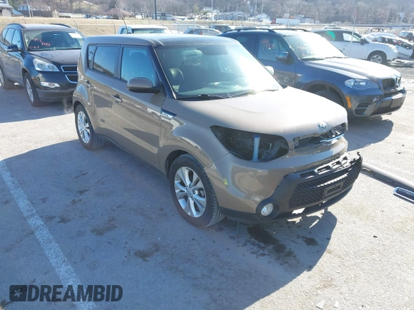 2015 Kia Soul + with VIN KNDJP3A55F7189756, listed as a IAAI auction lot 41429230 with 114,049 mi miles. Bid and sale history available at carsss.com. Image 1.