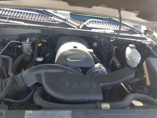 2005 Chevrolet Avalanche LS with VIN 3GNEC12Z15G108703, listed as a IAAI auction lot 42034777 with 253,209 mi miles and . Bid and sale history available at DreamBid. Image 10.