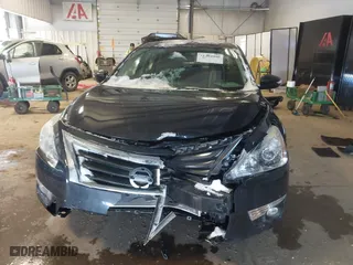 2015 Nissan Altima 2.5 SV with VIN 1N4AL3AP1FC476280, listed as a IAAI auction lot 41590990 with 113,565 mi miles. Bid and sale history available at carsss.com. Image 6.