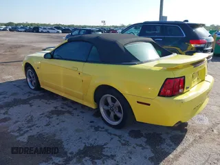 2001 Ford Mustang GT Deluxe with VIN 1FAFP45X91F260971, listed as a IAAI auction lot 41966912 with 1 mi miles. Bid and sale history available at carsss.com. Image 3.
