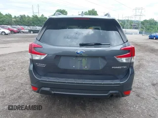 2021 Subaru Forester Premium with VIN JF2SKAJC2MH456818, listed as a IAAI auction lot 42533483 with 28,964 mi miles and . Bid and sale history available at DreamBid. Image 17.