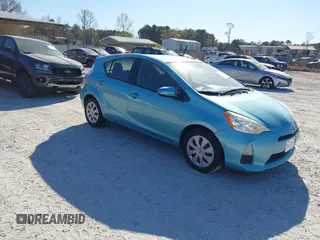 2013 Toyota Prius One z VIN JTDKDTB36D1048320, wystawiony jako IAAI lot #41869226 z przebiegiem 159 432 mil mil oraz . Historia ofert i sprzedaży dostępna na DreamBid. Obrazek 1.