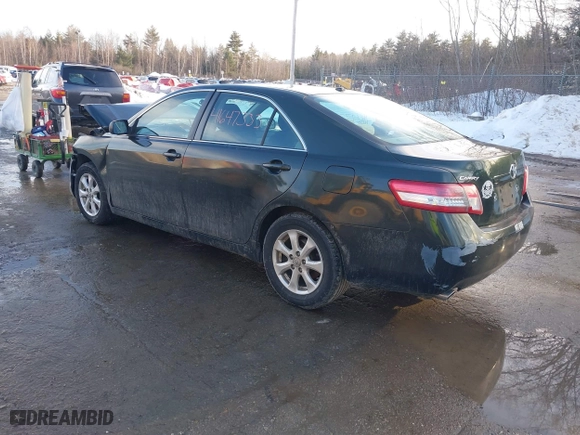 2011 Toyota Camry LE with VIN 4T1BK3EKXBU617850, listed as a IAAI auction lot 41647333 with 221,533 mi miles. Bid and sale history available at carsss.com. Image 3.