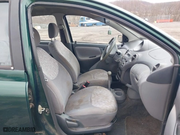 2001 Toyota ECHO with VIN JTDBT123410147825, listed as a IAAI auction lot 41825404 with NaN miles. Bid and sale history available at carsss.com. Image 5.