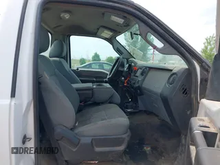 2016 Ford F-250 XLT с VIN 1FTBF2B61GED15892, выставлен на аукционе IAAI как лот 42377404 с пробегом 199 002 миль миль и . История ставок и продаж доступна на DreamBid. Изображение 5.
