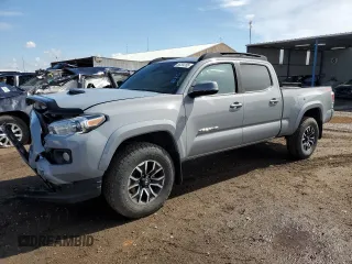 2021 Toyota Tacoma SR5 z VIN 5TFDZ5BN8MX063275, wystawiony jako Copart lot #55294165 z przebiegiem 57 533 mil mil oraz Szkoda całkowita • Salvage title. Historia ofert i sprzedaży dostępna na DreamBid. Obrazek 1.