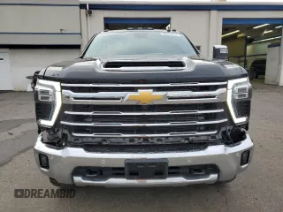 2024 Chevrolet Silverado 3500HD LTZ with VIN 2GC4YUEYXR1119921, listed as a Copart auction lot 85575214 with 7,189 mi miles and Salvage Title. Bid and sale history available at carsss.com. Image 5.