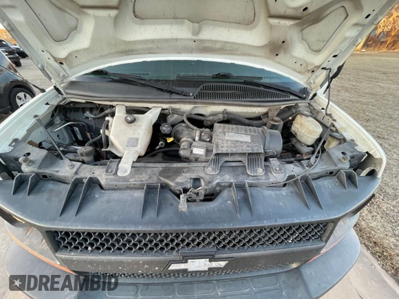 2017 Chevrolet Express Cargo with VIN 1GCWGAFFXH1119347, listed as a Copart auction lot 46950255 with 261,808 mi miles and Clean title. Bid and sale history available at DreamBid. Image 7.