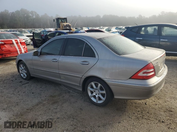 2007 Mercedes-Benz C 280 Luxury with VIN WDBRF54H07F857329, listed as a Copart auction lot 85260294 with 185,344 mi miles and Salvage title. Bid and sale history available at DreamBid. Image 2.