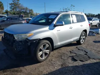 2011 Toyota Highlander Limited with VIN 5TDYK3EH3BS030851, listed as a IAAI auction lot 41632465 with 249,790 mi miles. Bid and sale history available at carsss.com. Image 2.