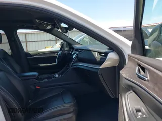 2024 Jeep Grand Cherokee с VIN 1C4RJYB6XRC135521, выставлен на аукционе IAAI как лот 42853749 с пробегом 27 428 миль миль и . История ставок и продаж доступна на DreamBid. Изображение 5.