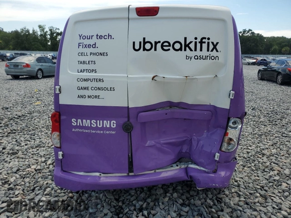 2019 Nissan NV200 SV with VIN 3N6CM0KN1KK707028, listed as a Copart auction lot 60193775 with 159,775 mi miles and Non repairable. Bid and sale history available at DreamBid. Image 6.